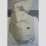 Satellite
1988
pierre calcaire
35 x 40 x 60 cm